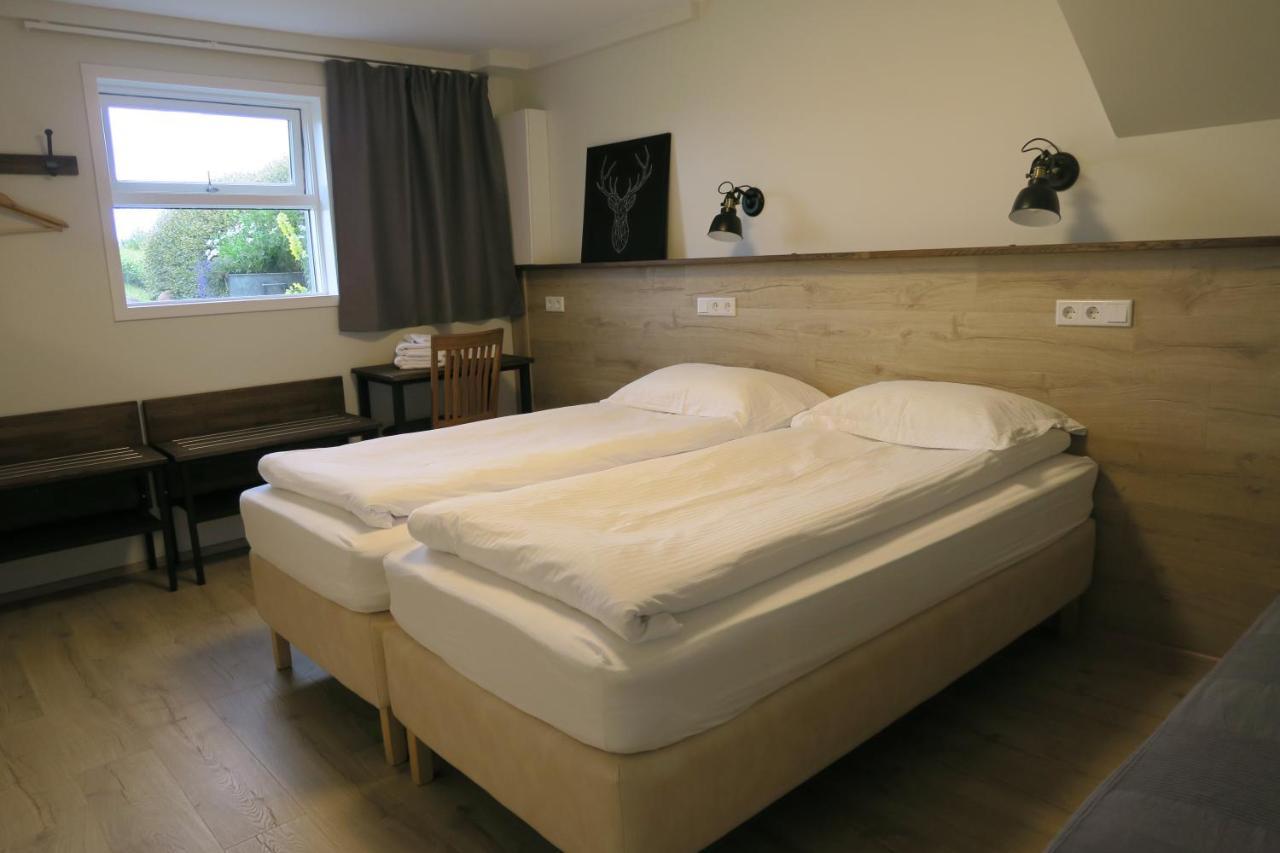 Dilksnes Guesthouse Хофн Экстерьер фото