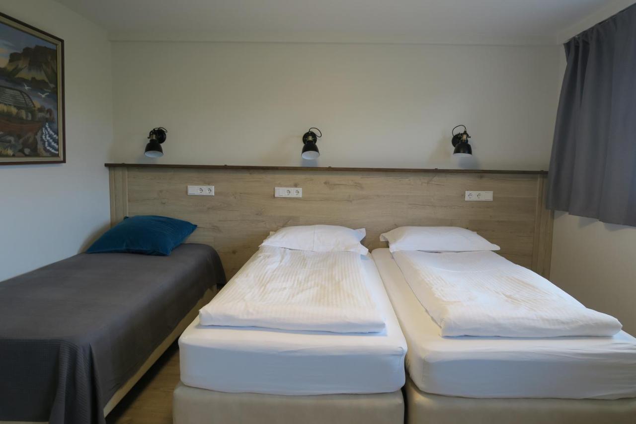 Dilksnes Guesthouse Хофн Экстерьер фото