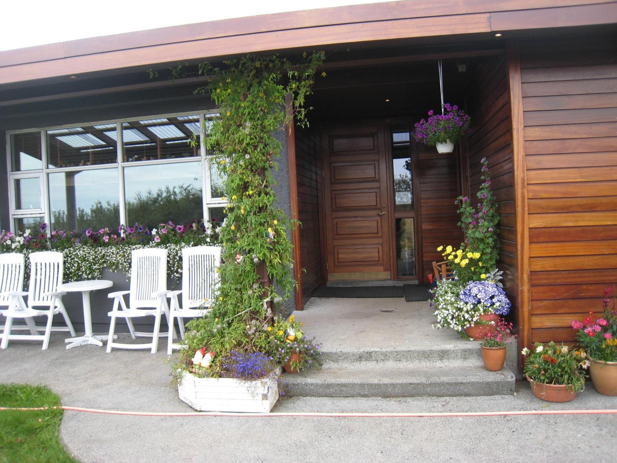 Dilksnes Guesthouse Хофн Экстерьер фото