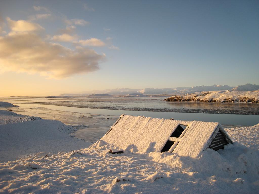 Dilksnes Guesthouse Хофн Экстерьер фото