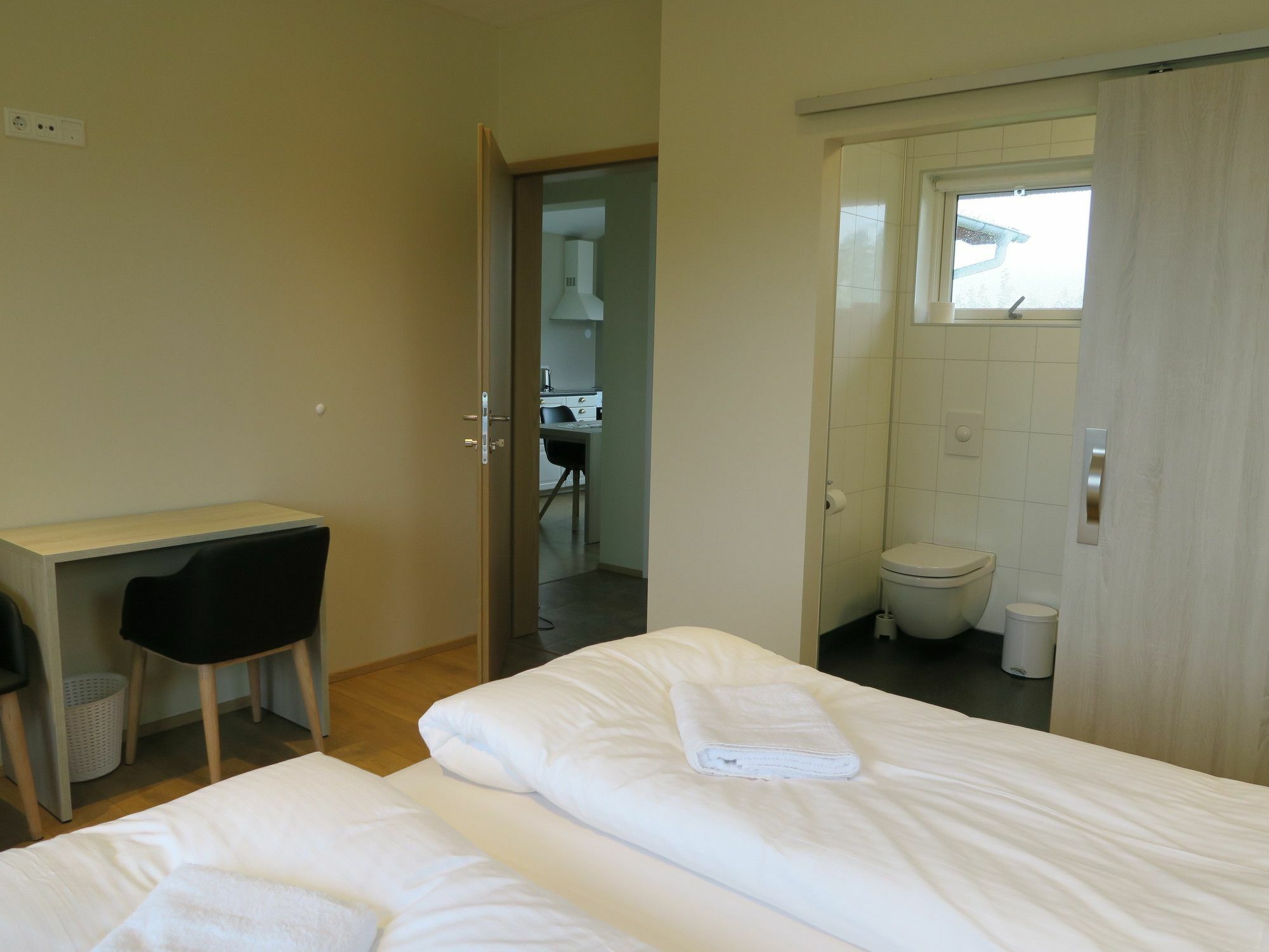 Dilksnes Guesthouse Хофн Экстерьер фото
