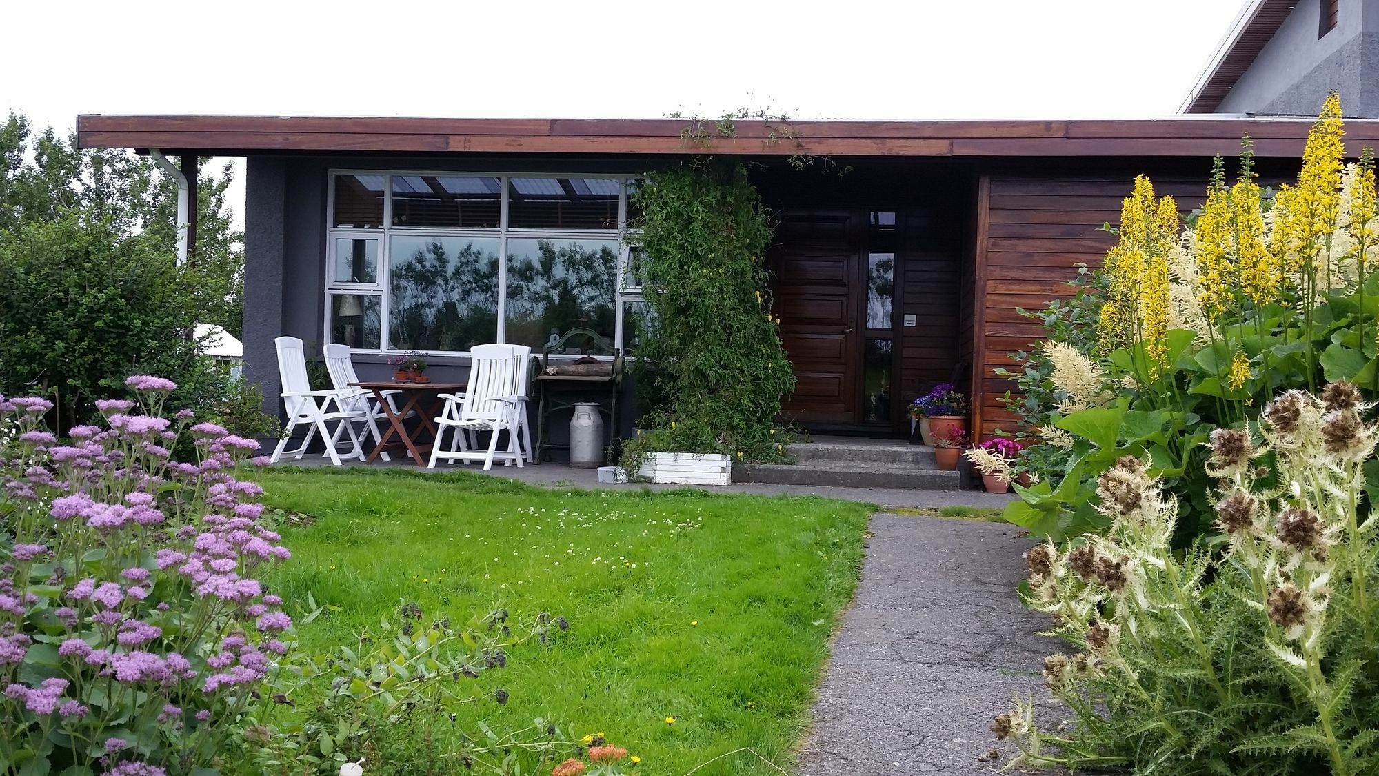 Dilksnes Guesthouse Хофн Экстерьер фото